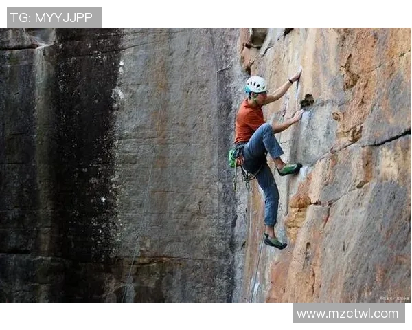 实时新闻南京攀岩队荣登全国攀岩配合排行榜首位展现实力与团队精神